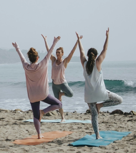 Yoga en Punta Pescadero Paradise