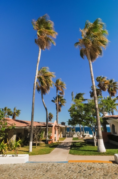 Entrada a Punta Pescadero Paradise